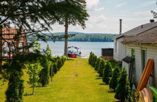 Deauville Ski Chalet | La Vue O-Lac Magog