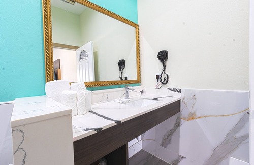 George Bush Park/Eldridge Hotel | La Vyoma Villas, Westpark Hwy 6