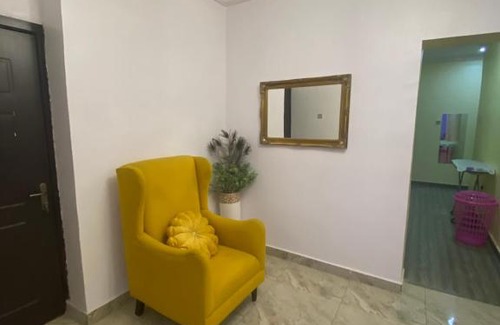 Ojodu Apartment | Labi’s place. 1,2 bedrooms apartments beautifully furnished in a secured estate at Adeniyi Jones Ikeja. 24 hrs light, secured apartment,WiFi, fully fitted kitchen, Close to everywhere, Airport pick up (optional)