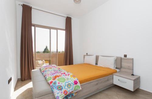Ouahat Sidi Brahim Apartment | lafamilia