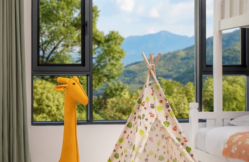 Tonglu County Hotel | Lafite Apple B&B