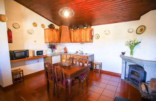 Sortelha House | Lagariça House -TourismRural in the Sortelha Historical Village