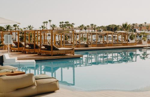 Cala'n Bosch Hotel | Lago Resort Menorca - Casas del Lago Adults Only