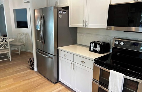 West Bradenton House | Lagoon Luxury ~ NW Bradenton Pool Home