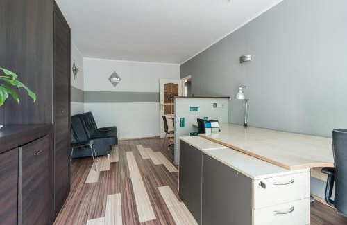 Brzezno Apartment | Laguna Apartment - 1 km to Baltic Sea & 15 Minutes to Gdańsk Old Town