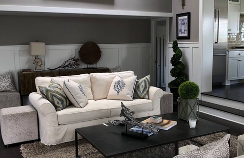 Three Arch Bay House | Laguna Beach home with washer/dryer and golf cart