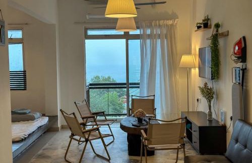 Tanjung Tanah Merah Apartment | Laguna Seaview Suites PD By Maison