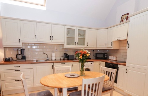 Killorglin Cottage | LAHARN COTTAGE, family friendly in Killorglin, County Kerry