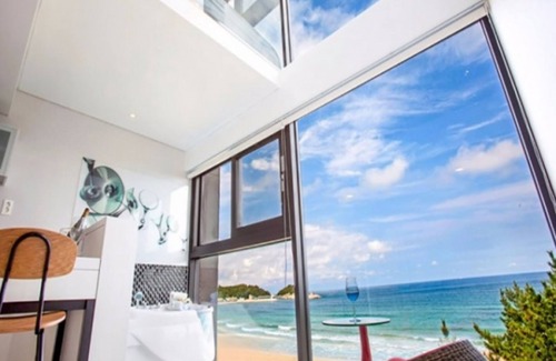 Goseong-gun Condo | Lahene Poolvilla