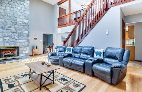 White Haven House | Lake Access and Private Hot Tub at Poconos Home!