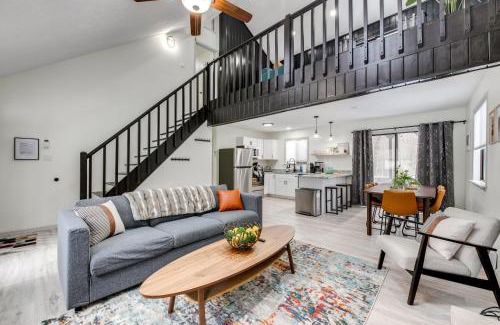 Tobyhanna House | Lake and Pool Access Poconos Retreat in Tobyhanna!