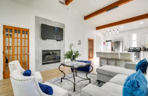 Arrowhead Villas House | Lake Arrowhead Hideaway with Deck and Hot Tub