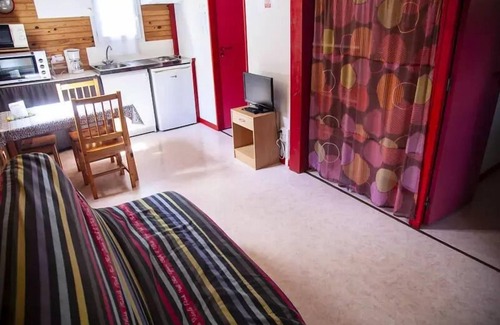 Naucelle Ski Chalet | Lake Bonnefon campsite * - Chalet CONFORT 30 m2 (2 bedrooms) 6 persons