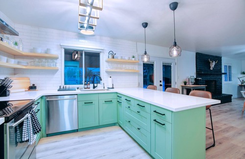 Dobson Ranch House | Lake Front Paradise, Pool and Hot Tub-Bubbly