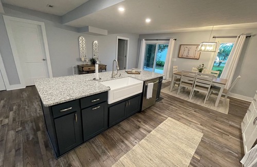 Millersport Cottage | Lake House on the Island!