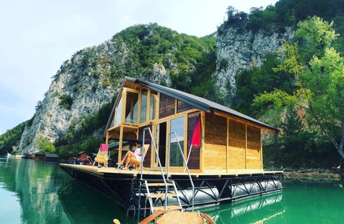 Bajina Basta House | Lake House Perucac