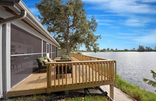 Davie House | Lake House Unit 1 By Pmi
