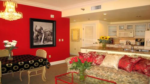 Lake Las Vegas Apartment | Lake Las Vegas Condo with Balcony, Resort Amenities!