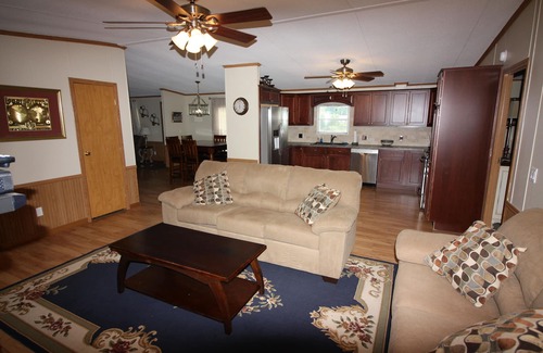 Mayhew House | Lake Life Retreat waiting for you-4 BR lake front property