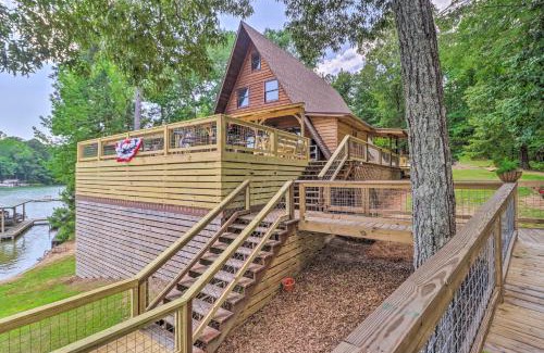 Little Kowaliga House | Lake Martin Cabin with Luxury Dock and Kayaks!