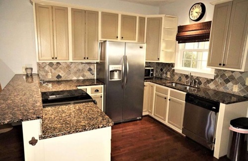 Eclectic House | Lake Martin with Pool and Great Views - 6-month rentals starting in the fall