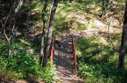 Oregon House Resort | Lake of the Springs Camping Resort Cottage 1