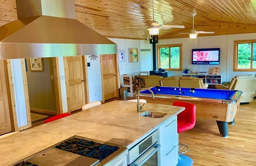 Cook Cabin | Lake Vermilion Waterfront Cabin with Amazing Sunrise View