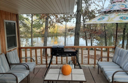 Jasonville Cabin | Lake View Cabin