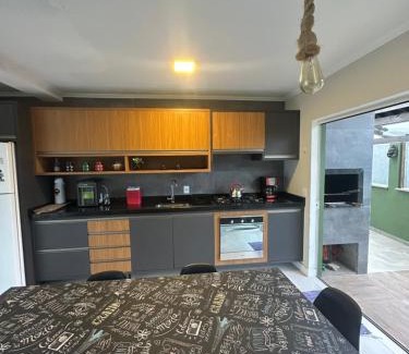 Praia do Rosa House | Lake View Guest House