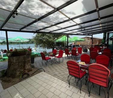 Veliko Gradiste Apartment | Lake View Tašić