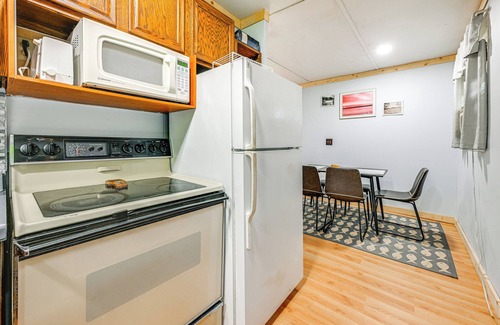 Augusta Cabin | Lakefront Cabin w/Fire Pit, Dock, & Boat Rental