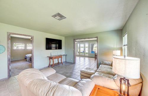 Longtown House | Lakefront Eufaula Cabin with Fire Pit and Private Dock