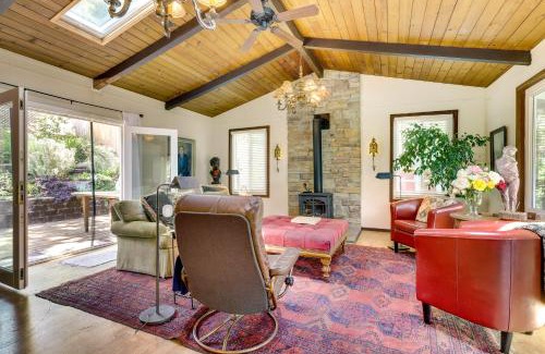 Glen Ellen House | Lakefront Glen Ellen Cabin with Views Near Wineries!