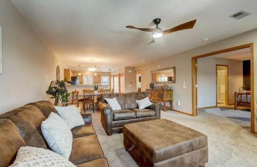 Lake Delton House | Lakefront Haven for Families Golfers and Girls Trips