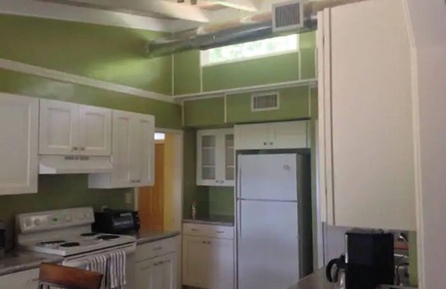 Forest City House | LAKEFRONT HOME NEAR ALL ATTRACTIONS