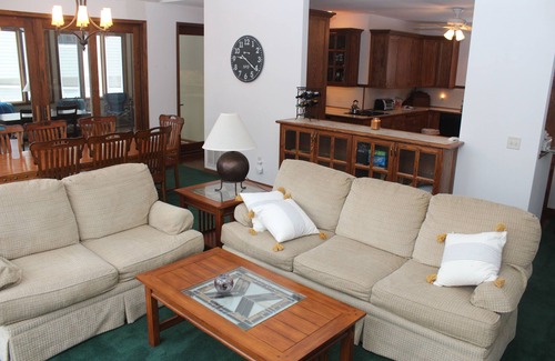 Sarona House | Lakefront House on Long Lake, Beautiful View with Private Docks on Flat Lot.
