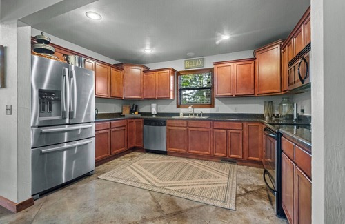 Rambo Riviera Cabin | Lakefront, Lakeviews Cedar Cabin- Rope Swing Cove