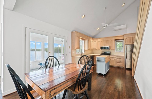 West Hill Lake House | Lakefront Oasis with Spectacular Views – 3BR, 3BA, Sleeps 6, private swim dock.