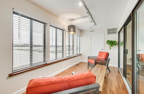 Port Clinton Apartment | Lakefront Port Clinton Condo with Boat Dock and Slip!