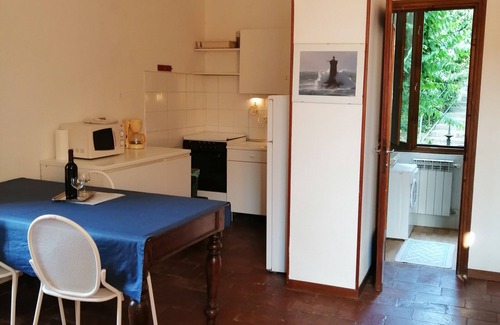 Sale Marasino House | Lakefront studio with garden