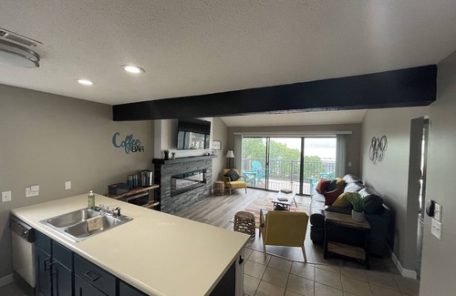 Lake of the Ozarks Condo | Lakefront Views, Bright & Airy Condo w/2 Pools, 2 Hot Tubs & Dock Access