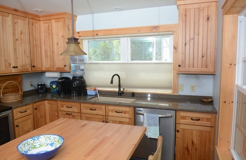 Rushville House | Lakehouse with spectacular views on Canandaigua!