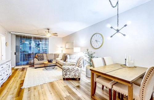 Chandler House | Lakeshore At Andersen Springs #1144