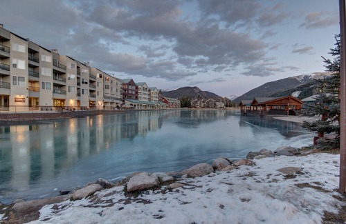 Lakeside Village Condo | Lakeside 1495 by SummitCove Vacation Lodging