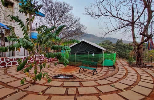 Khalapur House | Lakeside Boheme Inn