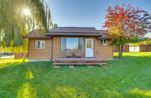 Lakeside House | Lakeside Cabin with Beach about 14 Mi to Ski Area!