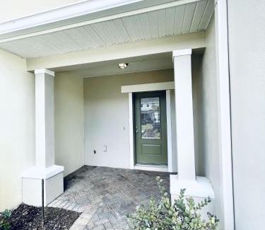 Lakeside Estates House | Lakeside Community, Pools, And More!