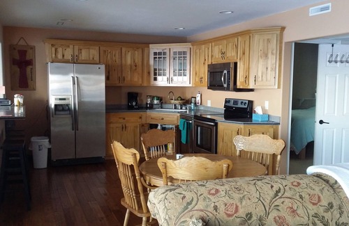 New Lisbon Cottage | Lakeside Cottage With Pier, Great For Family, Swimming, Fishing, Close To Dell's