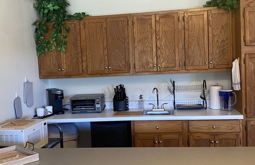 Hot Springs Village Apartment | Lakeside Lake Balboa w/2 kayaks