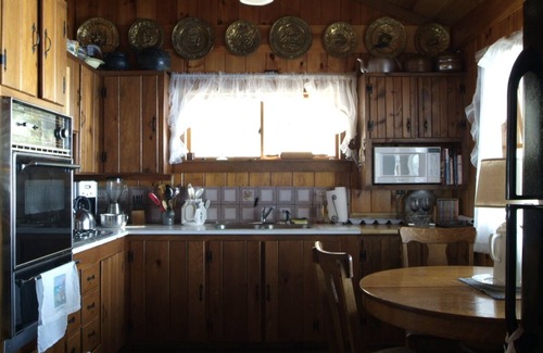 Princeton Cabin | Lakeside Log Cabin: Breathtaking Natural Beauty Pocomoonshine Lake Bass fishing